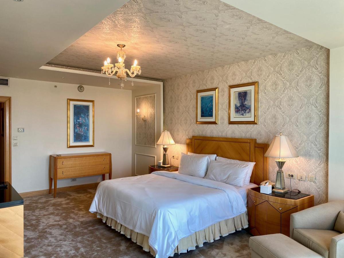 Chez Haytham At Four Seasons Nile Plaza Residential Suite Cairo Ngoại thất bức ảnh