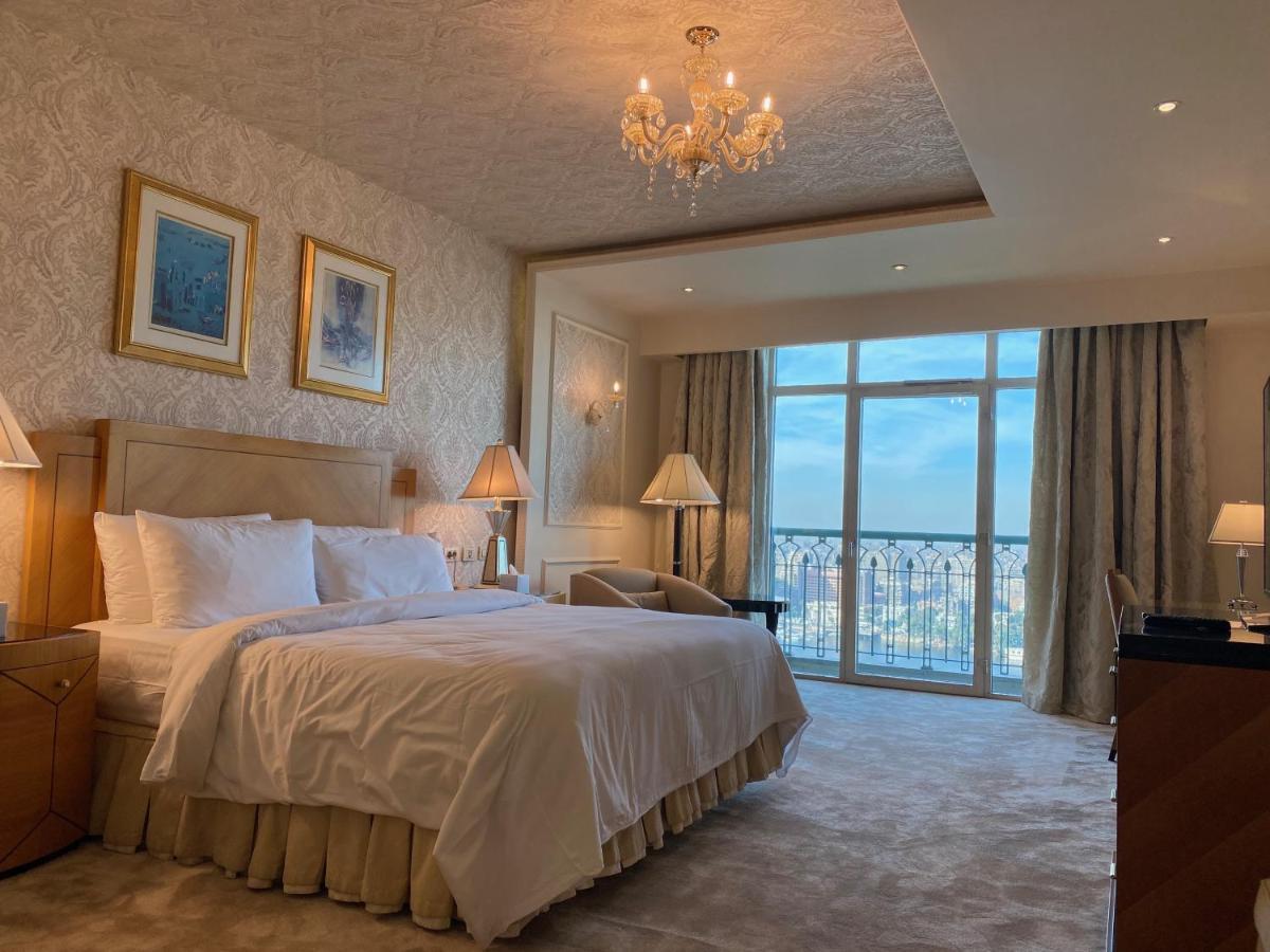 Chez Haytham At Four Seasons Nile Plaza Residential Suite Cairo Ngoại thất bức ảnh