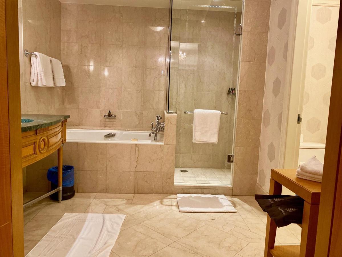 Chez Haytham At Four Seasons Nile Plaza Residential Suite Cairo Ngoại thất bức ảnh