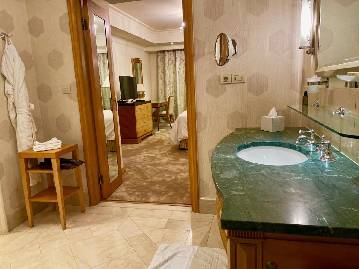 Chez Haytham At Four Seasons Nile Plaza Residential Suite Cairo Ngoại thất bức ảnh